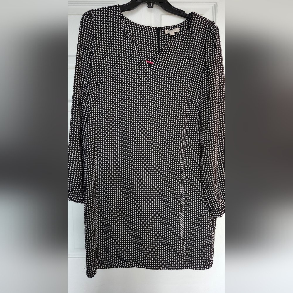 Lila Rose Chic Black and White Patterned Shift Dress-Size 10